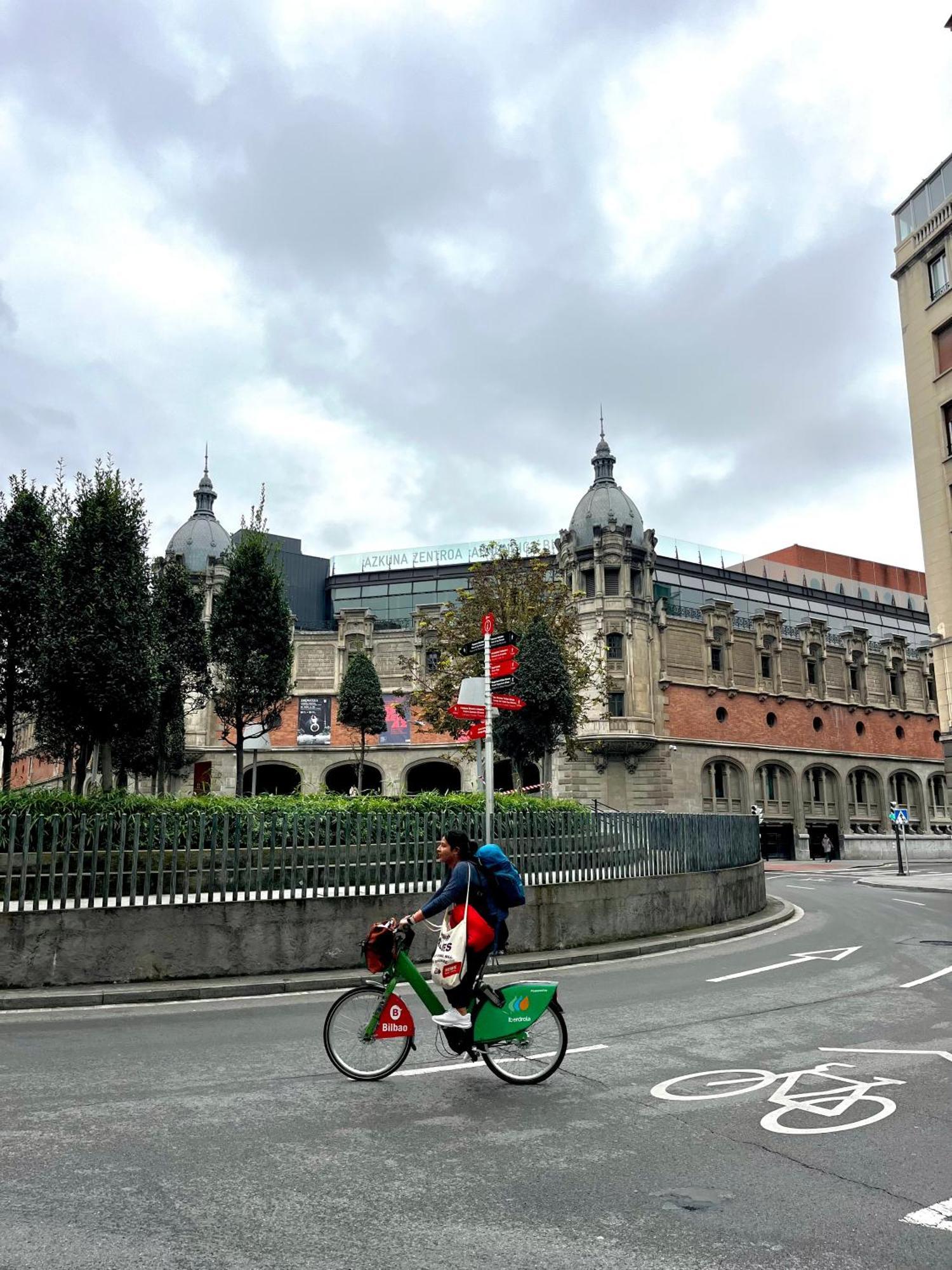 Piso En El Centro De Bilbao, Frente A La Alhondiga Bilbau Exterior foto